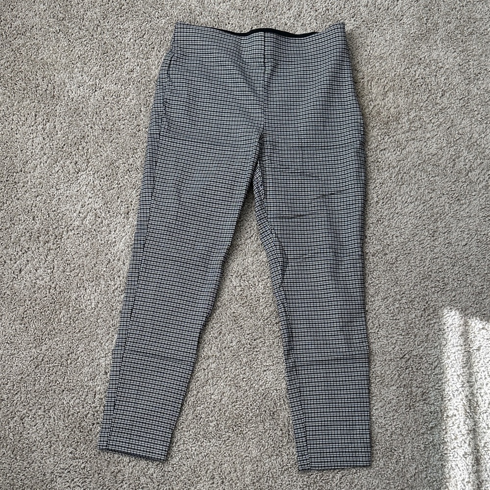 LOFT Black and White Houndstooth Skinny Pants